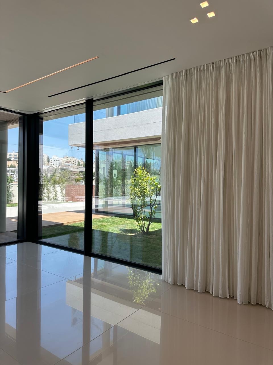 PHOTO 2025 06 09 12 57 17 Grande